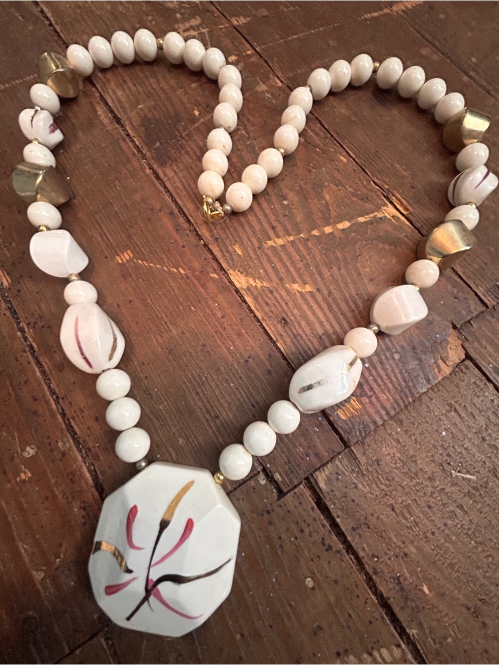 Vtg White Hand-Painted Japanese Beaded 31” Necklace